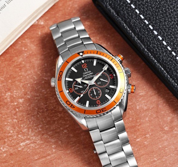 Omega Seamaster Planet Ocean 600M Chronograph with ( OG KIT )